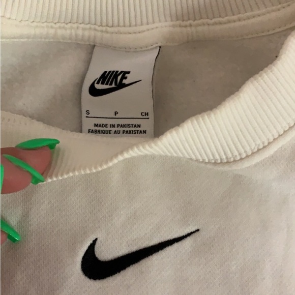 Nike Sportswear Phoenix Fleece Sweatshirt - Picture 4 of 4